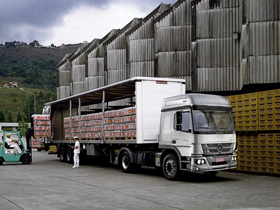 Mercedes-Benz Atego 1729 2011 года  (BR) (фото 5 из 7)